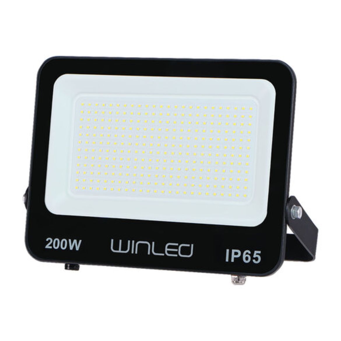 WRE-016.jpg